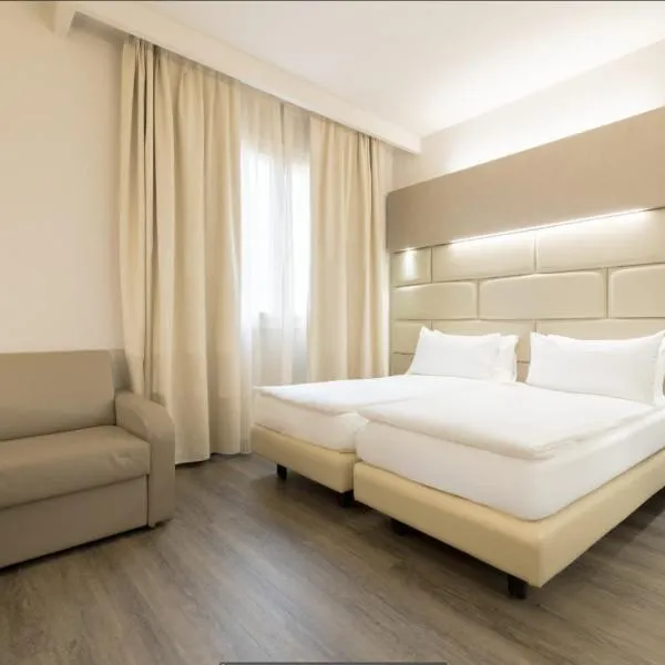 Just Hotel Saronno，位于萨龙诺的酒店