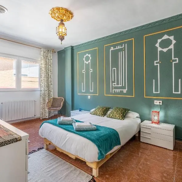 Little Alhambra，位于杜尔卡尔的酒店