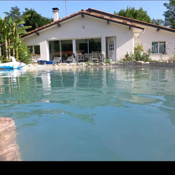 Villas Paradis，位于圣保罗莱达的酒店