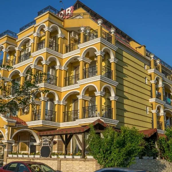 Hotel Luxor，位于Izgrev的酒店
