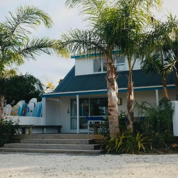 Aotearoa Surf Lodge，位于芒阿法埃的酒店
