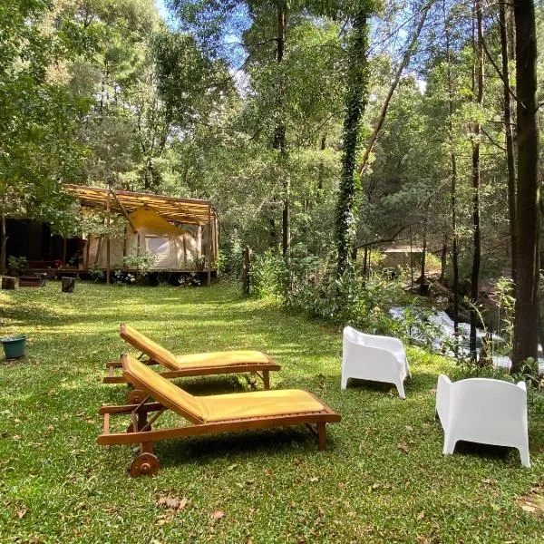 Wild Glamping Portugal com jacuzzi privado Serra de Arga, Viana do Castelo，位于维亚纳堡的酒店