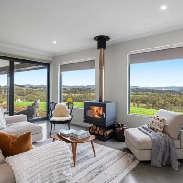 Heathcote Getaway, Nullegai with Spectacular Views，位于Argyle的酒店