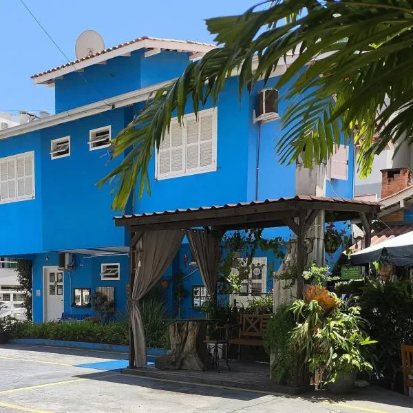 POUSADINHA E RESIDENCIAL STO ANTÔNIO - PRAIA DE BOMBAS/BOMBINHAS-SC，位于邦比尼亚斯的酒店