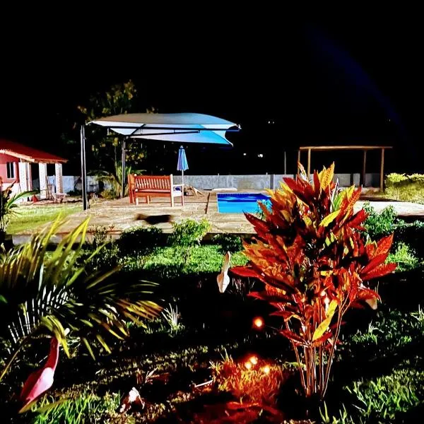 pousada vila das oliveiras，位于皮雷诺波利斯的酒店