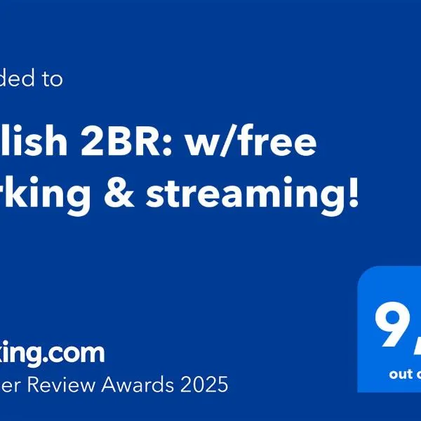 Stylish 2BR: w/free parking & streaming!，位于皮克灵的酒店