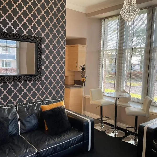 Junique Modern Ground Floor Apartment - 2 bedrooms，位于阿伯丁的酒店