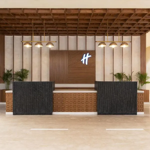 Holiday Inn Gurgaon NH8 by IHG，位于古尔冈的酒店