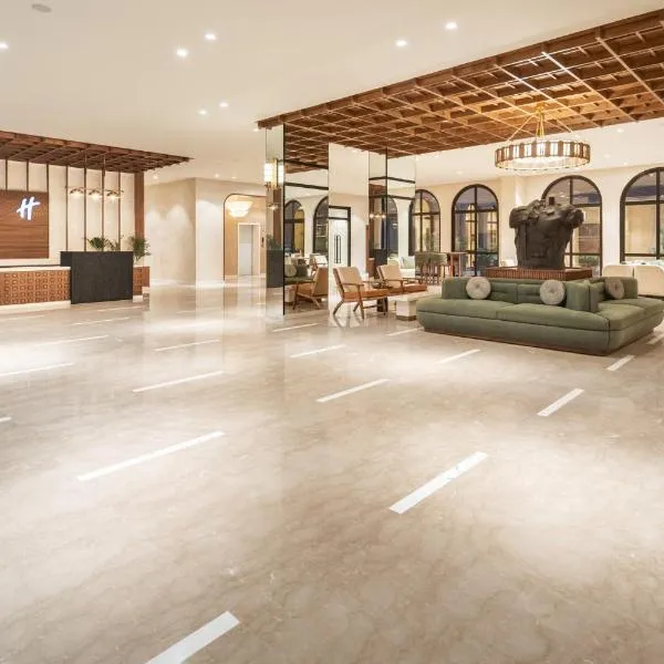 Holiday Inn Gurgaon NH8 by IHG，位于古尔冈的酒店