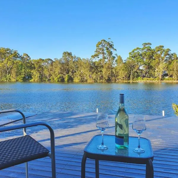 The Boat House，位于Dora Creek的酒店