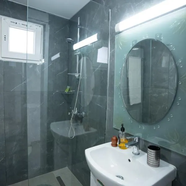 Jasmine Maisonettes，位于帕拉利米尼的酒店