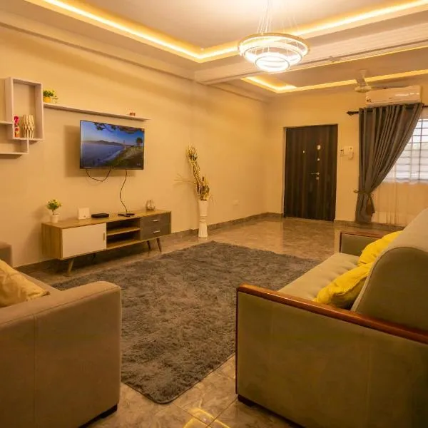 Agape Villa，位于塔科拉迪的酒店