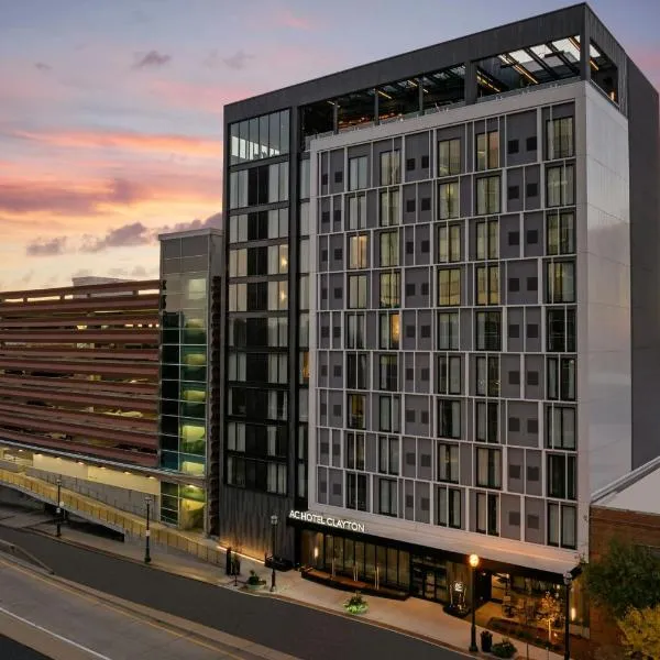 AC Hotel by Marriott St. Louis Clayton，位于克莱顿的酒店