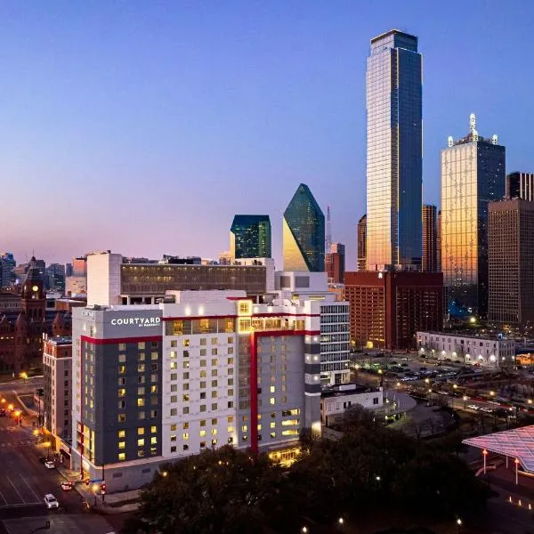 Courtyard by Marriott Dallas Downtown/Reunion District，位于达拉斯的酒店