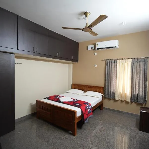 Goutham Residency，位于Vadalūr的酒店