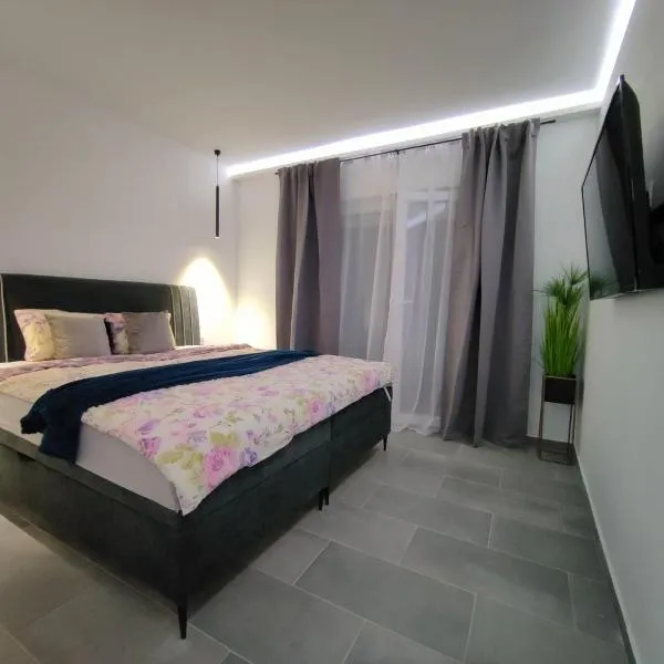 Meraki Apartment Kostrena two bedrooms，位于科斯特雷纳的酒店