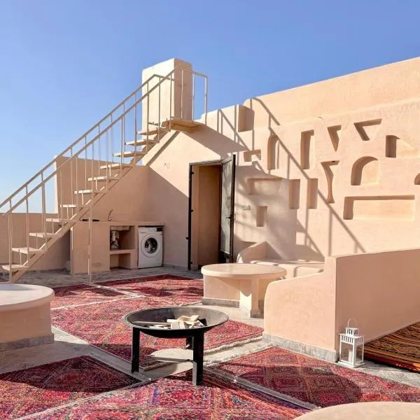 Playa Surf House，位于塔姆拉赫特乌兹达尔的酒店