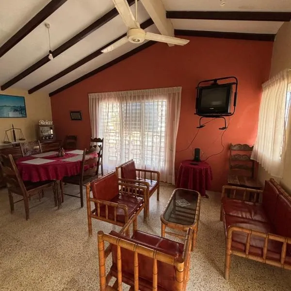 Casa La Marina Salinas Beach，位于萨利纳斯的酒店