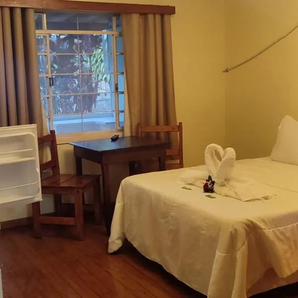 Suites do Reino Penedo RJ，位于佩尼多的酒店