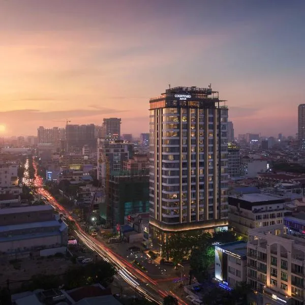 Courtyard by Marriott Phnom Penh,位于金边的酒店