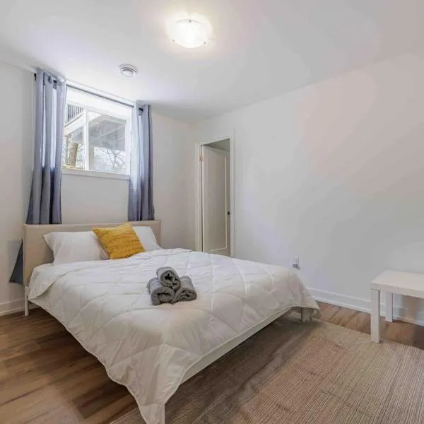 Cozy 2Bed Home 6 minutes to the FALLS!，位于尼亚加拉瀑布的酒店