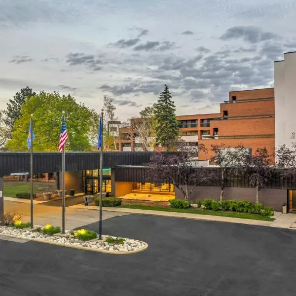 Delta Hotels by Marriott Mount Pleasant，位于拉辛的酒店