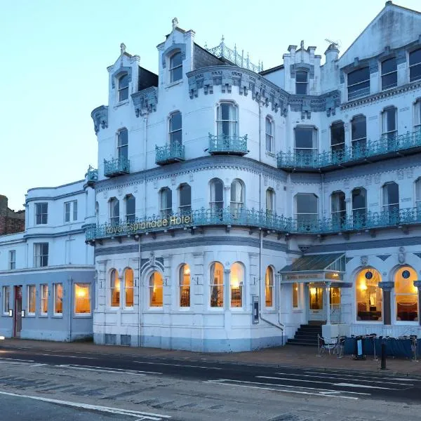 皇家滨海酒店，位于索伦特海峡旁利村的酒店