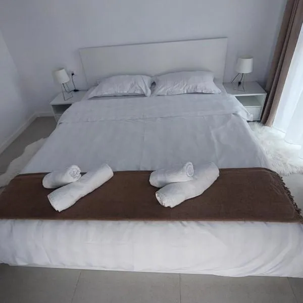 Cora Apartment，位于巴亚马雷的酒店