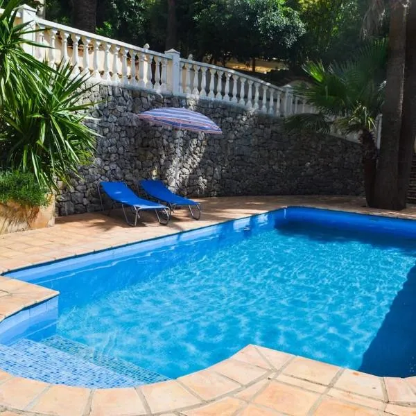 Naturgelegenes Resort，位于Alboy的酒店