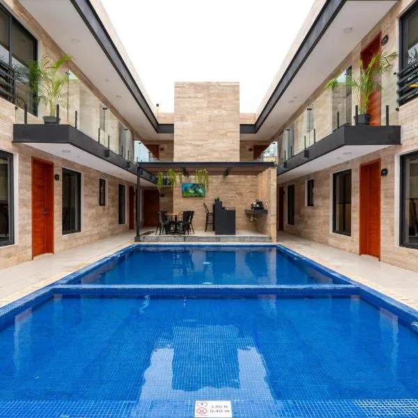 Hotel 28 Cancun，位于坎昆的酒店