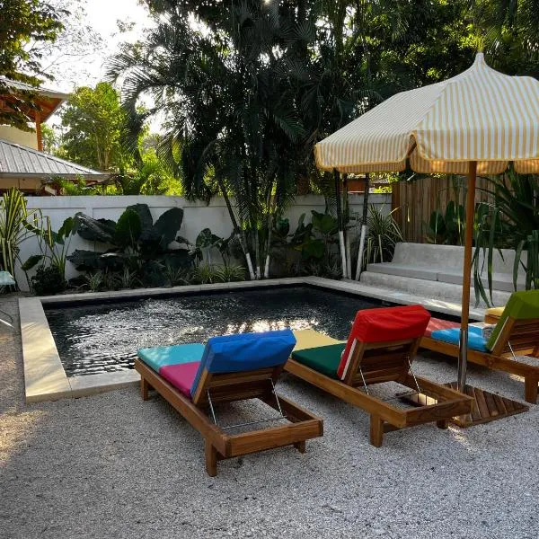 The Beach Break Hotel and Surf Club by Tierra Magnifica，位于诺萨拉的酒店