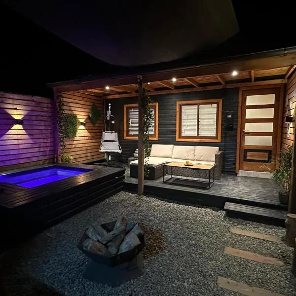 Casa Valeriana - Hospedaje y Spa，位于Pelluhue的酒店