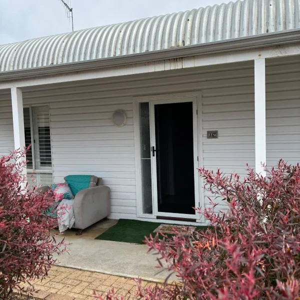 3 bdm Central Albany House，位于奥尔巴尼的酒店