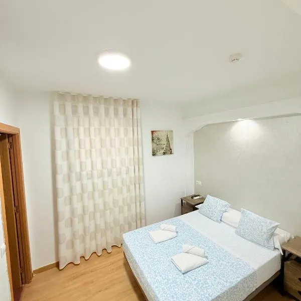 Hostal Quinta Santillan，位于埃纳雷斯河畔圣费尔南多的酒店