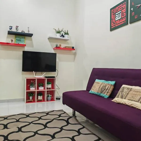 Zumesya Homestay Pauh Arau Perlis，位于亚娄的酒店