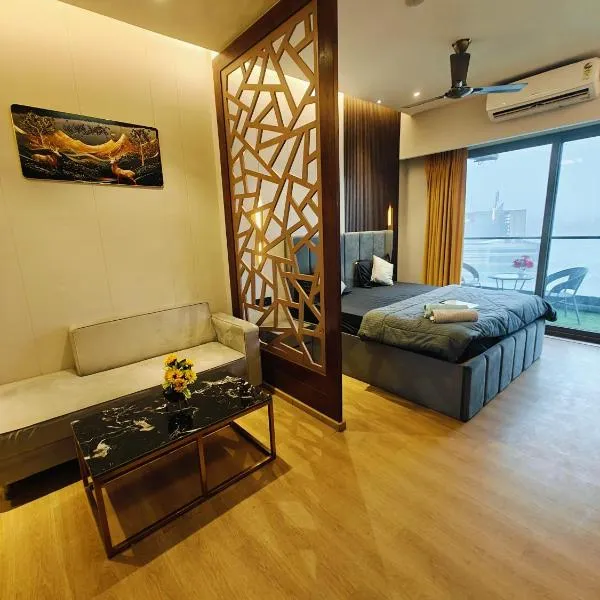 Luxurious suite with City view，位于加济阿巴德的酒店
