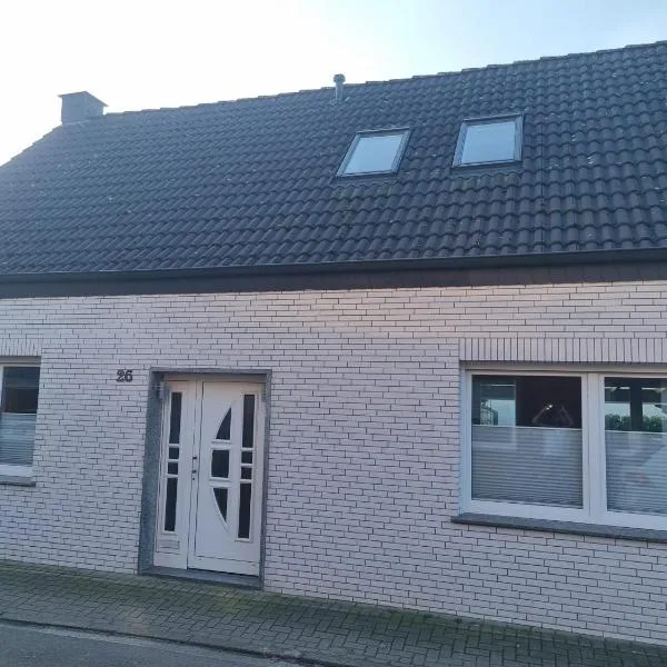 Ferienwohnung Tine，位于赖讷的酒店