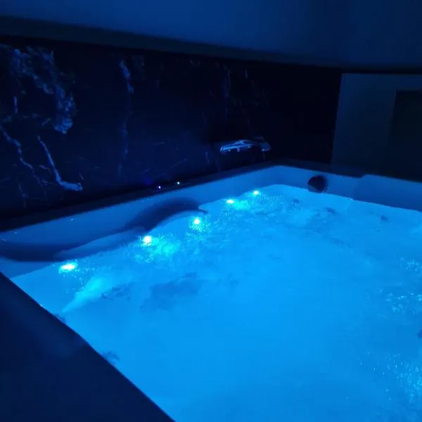 Aqua Loft Suite exécutive & élégante Quartier Européen Bruxelles，位于布鲁塞尔的酒店