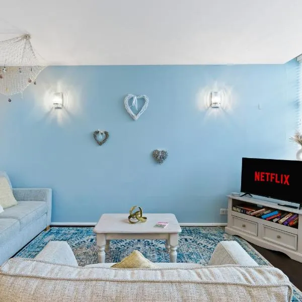 Luxury 2 Bed & 2 Bath, Near Beach & City Centre，位于布莱顿霍夫的酒店
