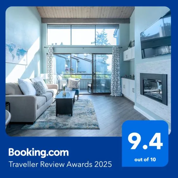 Oceanview Escape at Birch Bay with indoor Pool & Hot Tub，位于布莱恩的酒店