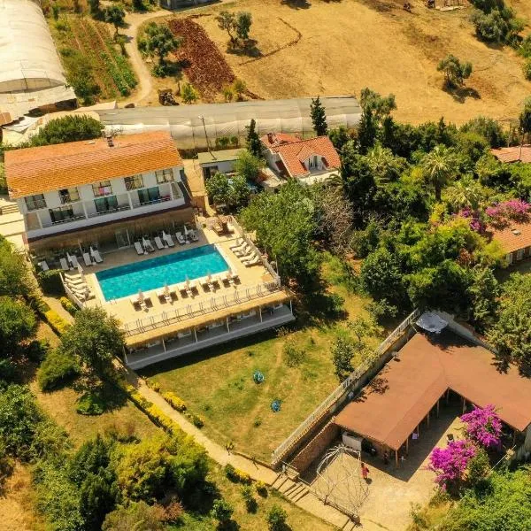 The Roof Ada，位于王子岛群的酒店