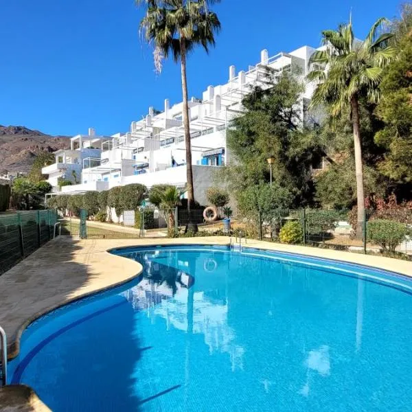 Ático ARES Terraza al Mediterráneo，位于莫哈卡尔的酒店