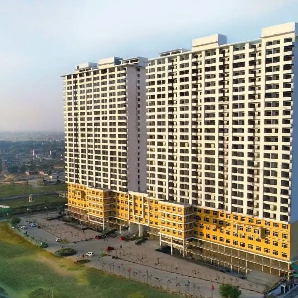 Studio Apartment by La Valentino Near Expo Mart，位于大诺伊达的酒店