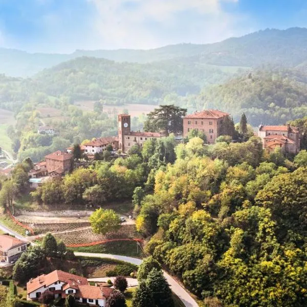 Castello di Casalborgone, Luxury Italian Castle Hotel，位于Casalborgone的酒店
