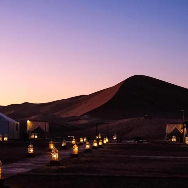Merzouga Spirit Luxury Camp，位于梅尔祖卡的酒店