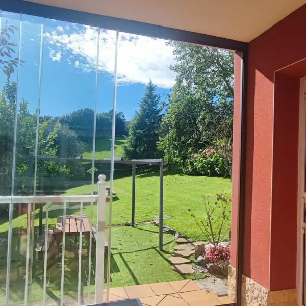 Illas Aviles Home，位于Illas的酒店