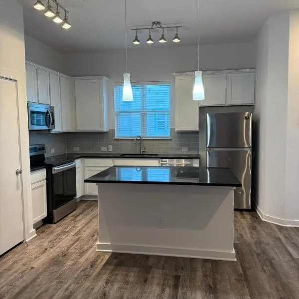 Cozy 1BR Stay Leander TX near Austin，位于Leander的酒店