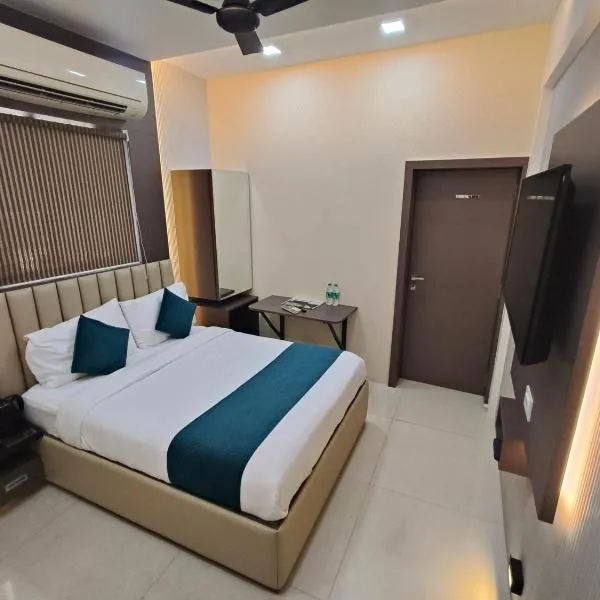 Hotel Triton Sion - Near US Embassy - Hotel Near BKC，位于孟买的酒店