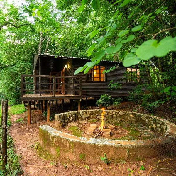 Buhleni Farm Chalets，位于埃祖尔韦尼的酒店