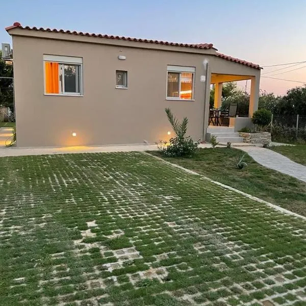 Beachfront Family Home，位于Levendokhórion的酒店